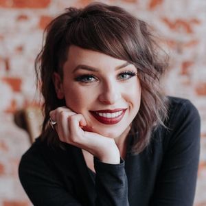 Meet your Posher, Alexi